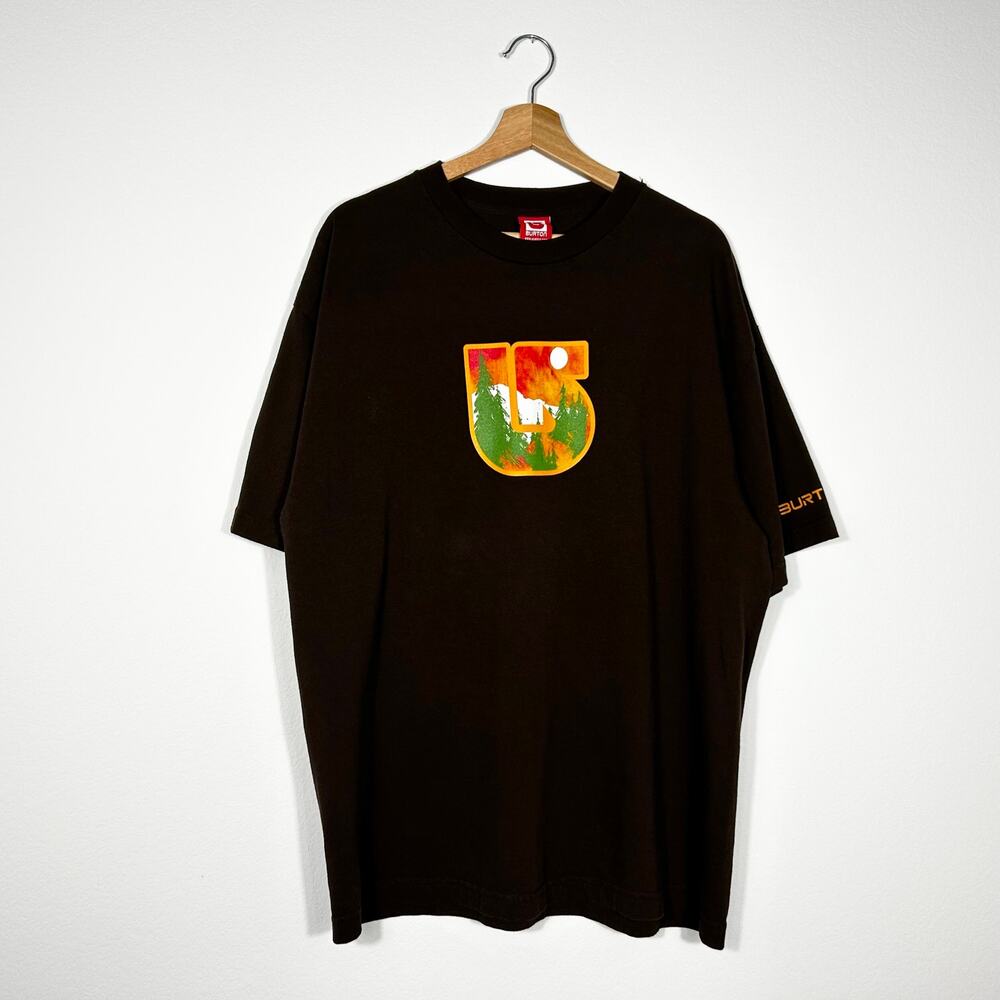 Vintage 2000s Burton Snowboards B Graphic Tee